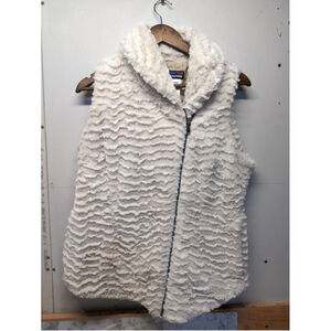 Patagonia Womens Pelage Vest White Faux Fur Asymmetric Zip Up Sz L Cozy Texture